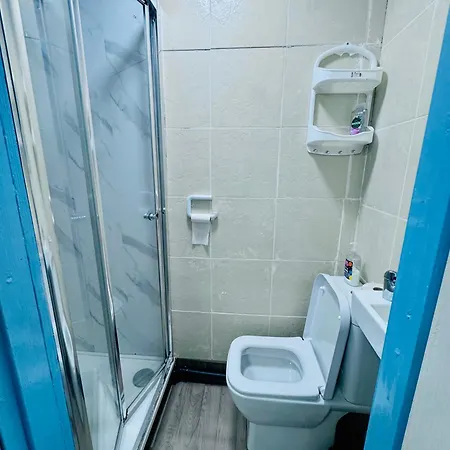 Oyo Unique Private Rooms - Bolton Central, Free Parking Exterior photo